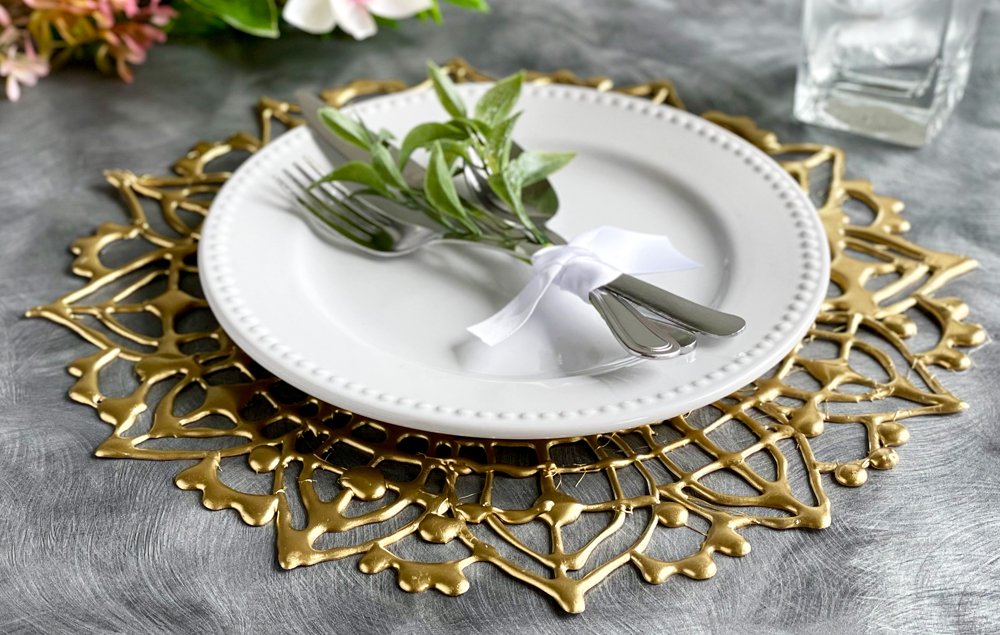 thumbnail image 2 of Zhehao 100 Pcs Charger Plates Bulk 13 Inch Round Wedding Chargers Plastic Plate Dinner For Wedding Party Baby Shower Table Setting Event Decoration(Gold 2 of 9